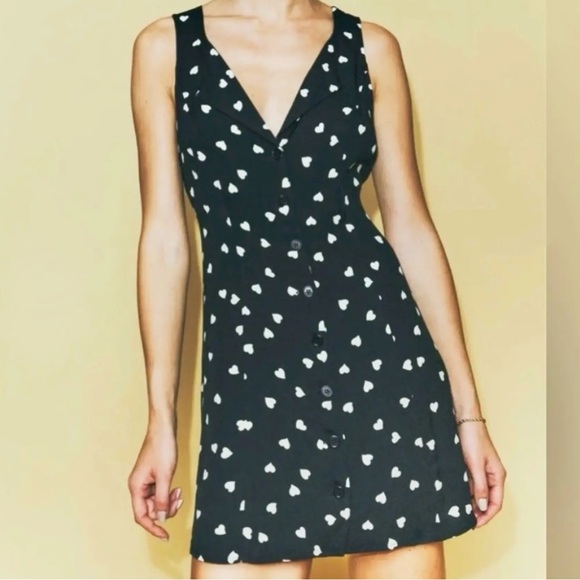 Reformation Dresses & Skirts - Reformation Rilynn Heart Mini Sleeveless Dress
